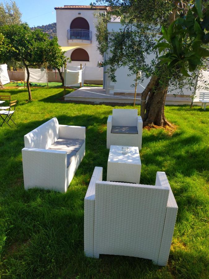 Le Case di Nettuno Villa Mattinata Esterno foto